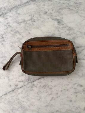 Charles Jourdan toiletry bag